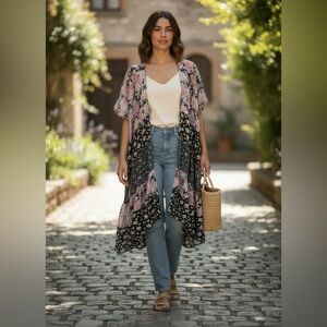 Umgee Floral Black and Pink Women's Open Front Kimono